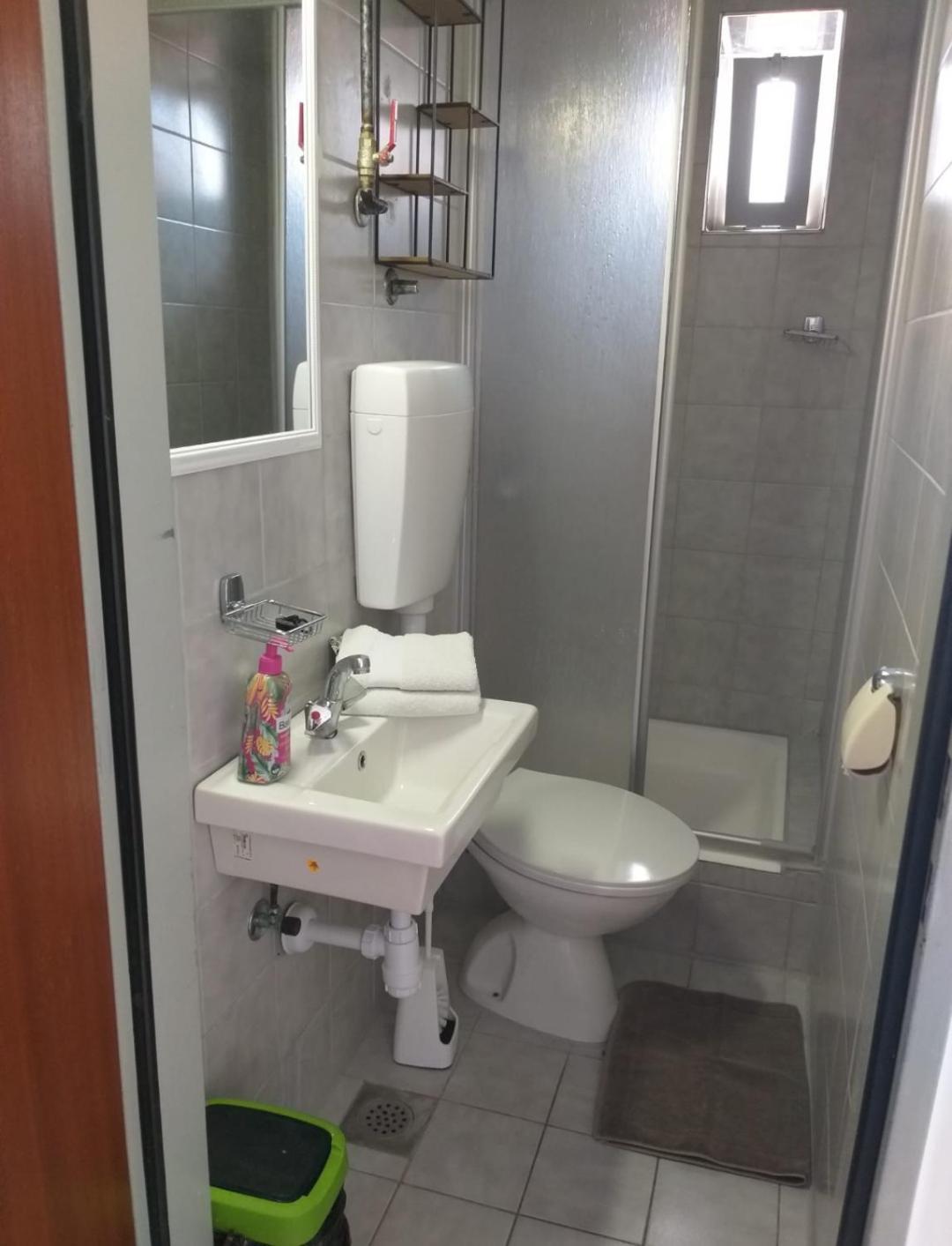 Beach Apartments Nemira 奥米什 外观 照片